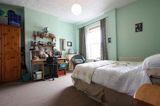  Image of 3 bedroom Terraced house for sale in Park Road East Birkenhead CH41 at Park Road East  Birkenhead, CH41 4BB