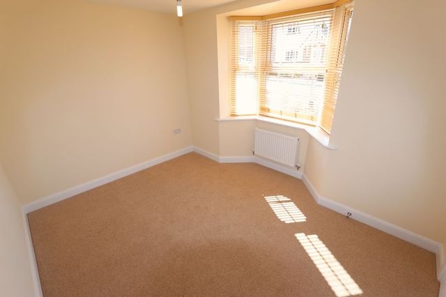  Image of 4 bedroom Detached house for sale in Forge Close Glenfield Leicester LE3 at Kirby Road Glenfield, LE3 8QF