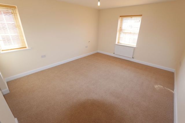  Image of 4 bedroom Detached house for sale in Forge Close Glenfield Leicester LE3 at Kirby Road Glenfield, LE3 8QF