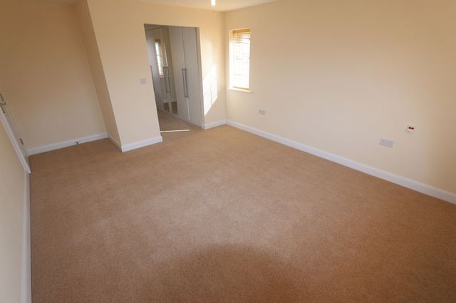  Image of 4 bedroom Detached house for sale in Forge Close Glenfield Leicester LE3 at Kirby Road Glenfield, LE3 8QF