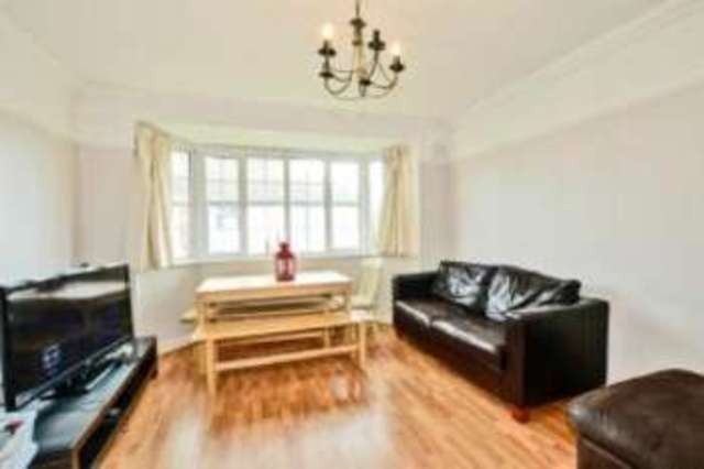  Image of 2 bedroom Maisonette for sale in Ditton Lawn Portsmouth Road Thames Ditton KT7 at Portsmouth Road Thames Ditton Thames Ditton, KT7 0EN