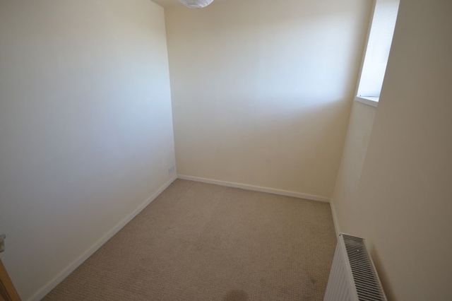  Image of 2 bedroom Terraced house to rent in Priory Street Carmarthen SA31 at Priory Street  Carmarthen, SA31 1NE
