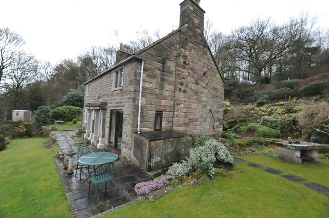  Image of 3 bedroom Cottage for sale in Quarry Road Hollington Stoke-on-Trent ST10 at Quarry Road Hollington Hollington, ST10 4HP
