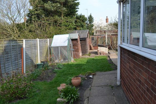  Image of 3 bedroom Semi-Detached house for sale in Queen Elizabeth Avenue South Ferriby Barton-upon-Humber DN18 at Queen Elizabeth Avenue South Ferriby South Ferriby, DN18 6HJ