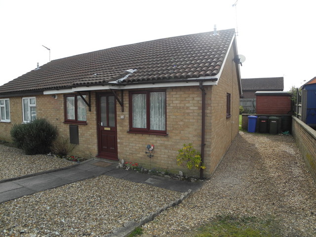  Image of 2 bedroom Detached house for sale in Queen Elizabeth Drive Beccles NR34 at Queen Elizabeth Drive  Beccles, NR34 9LP