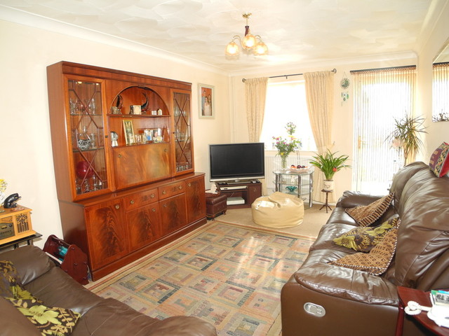  Image of 2 bedroom Detached house for sale in Queen Elizabeth Drive Beccles NR34 at Queen Elizabeth Drive  Beccles, NR34 9LP