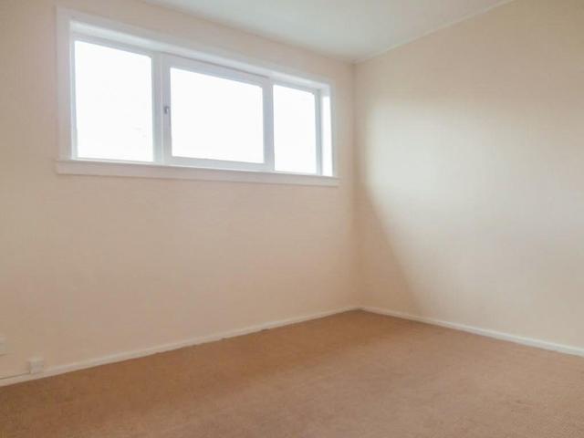  Image of 3 bedroom Semi-Detached house to rent in Rashiehill Road Slamannan Falkirk FK1 at Slamannan Falkirk Falkirk, FK1 3HL