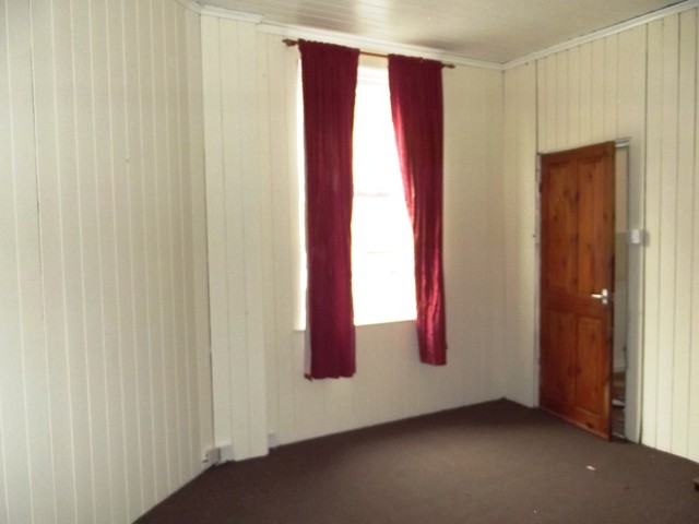  Image of 4 bedroom End of Terrace to rent in Recreation Street Leeds LS11 at Recreation Street Holbeck Leeds, LS11 0AR