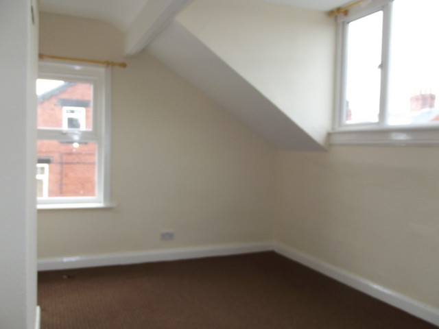  Image of 4 bedroom End of Terrace to rent in Recreation Street Leeds LS11 at Recreation Street Holbeck Leeds, LS11 0AR