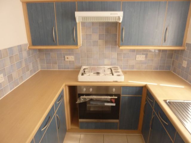  Image of 3 bedroom Terraced house to rent in Redbourne Drive London SE28 at Redbourne Drive Thamesmead London, SE28 8QF