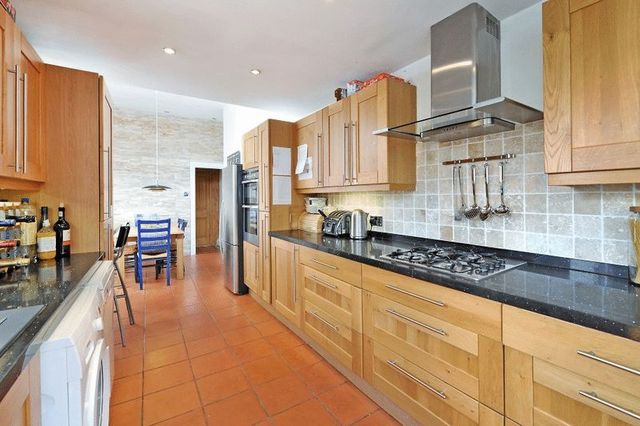  Image of 5 bedroom Terraced house for sale in Redland Road Redland Bristol BS6 at Redland Road Redland Bristol, BS6 6YH
