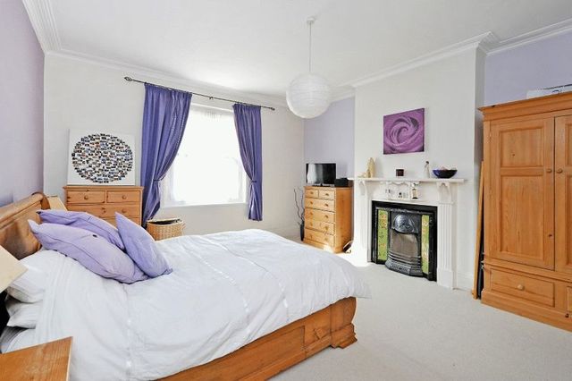  Image of 5 bedroom Terraced house for sale in Redland Road Redland Bristol BS6 at Redland Road Redland Bristol, BS6 6YH