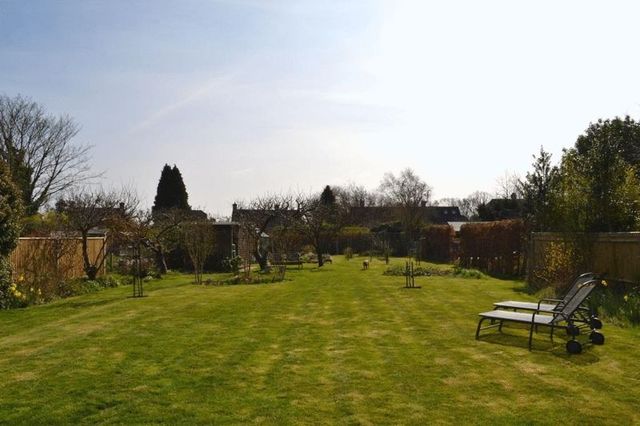  Image of 5 bedroom Detached house for sale in Ridgeway Crescent Tonbridge TN10 at Ridgeway Crescent  Tonbridge, TN10 4NR