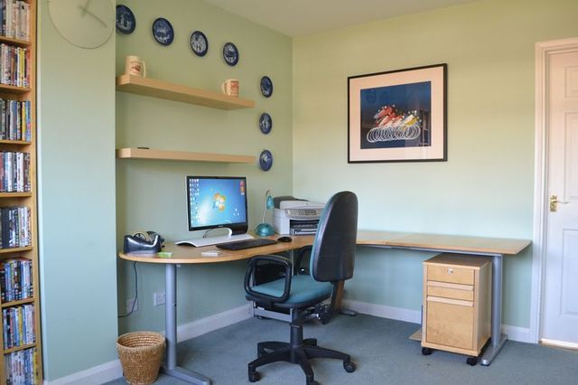 Image of 5 bedroom Detached house for sale in Ridgeway Crescent Tonbridge TN10 at Ridgeway Crescent  Tonbridge, TN10 4NR