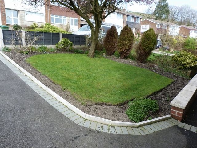  Image of 3 bedroom Semi-Detached house for sale in Rishworth Rise Shaw Oldham OL2 at Rishworth Rise Shaw Oldham, OL2 7PZ