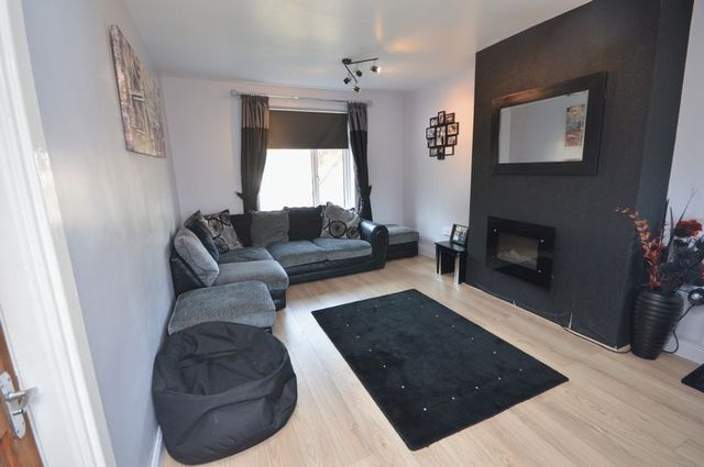  Image of 3 bedroom Detached house for sale in Rodbourne Road Swindon SN2 at Rodbourne Road Rodbourne Swindon, SN2 2AX