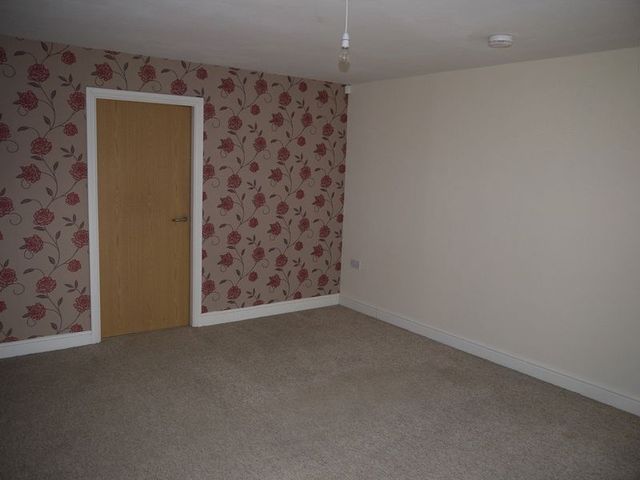  Image of 3 bedroom Flat to rent in Liscard Road Wallasey CH44 at Liscard Road  Wallasey, CH44 8AA