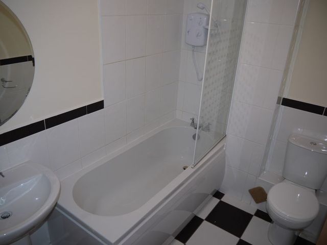  Image of 3 bedroom Flat to rent in Liscard Road Wallasey CH44 at Liscard Road  Wallasey, CH44 8AA