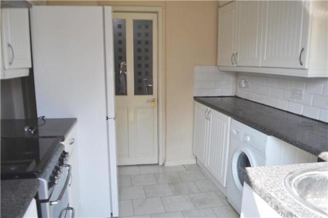  Image of 3 bedroom Semi-Detached house to rent in Lessington Avenue Romford RM7 at Rush Green, RM7 9EB