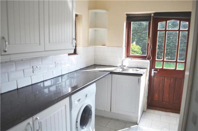  Image of 3 bedroom Semi-Detached house to rent in Lessington Avenue Romford RM7 at Rush Green, RM7 9EB