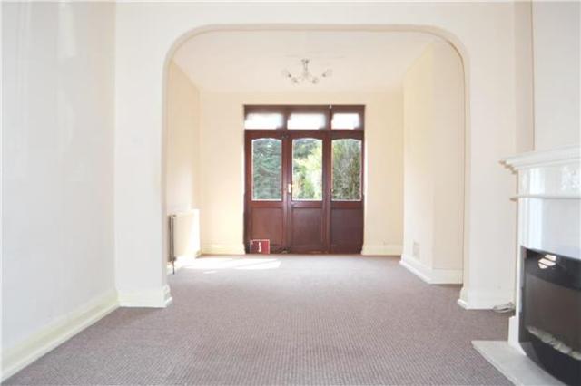  Image of 3 bedroom Semi-Detached house to rent in Lessington Avenue Romford RM7 at Rush Green, RM7 9EB