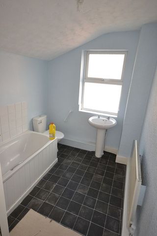 Image of 2 bedroom Terraced house to rent in Ross Street Widnes WA8 at Ross Street  Widnes, WA8 6JX