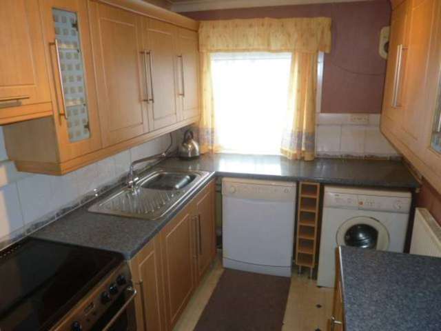  Image of 3 bedroom Flat to rent in Rowan Road Cumbernauld Glasgow G67 at Rowan Road Cumbernauld Glasgow, G67 3DB