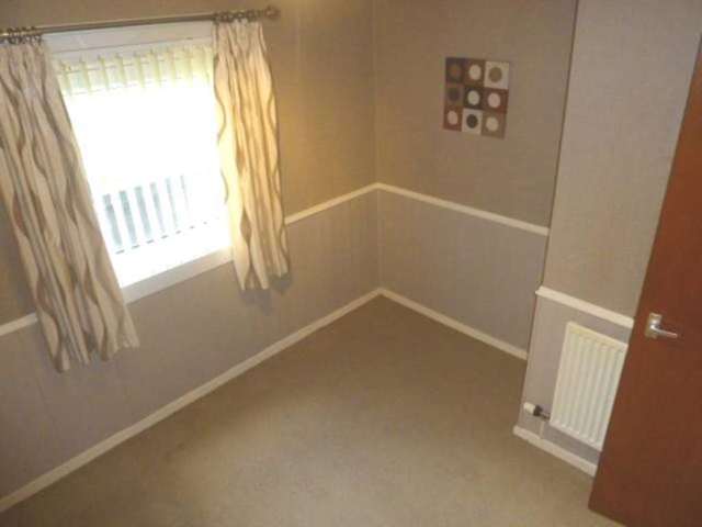  Image of 3 bedroom Flat to rent in Rowan Road Cumbernauld Glasgow G67 at Rowan Road Cumbernauld Glasgow, G67 3DB