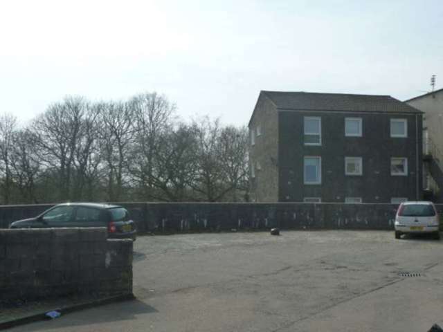  Image of 3 bedroom Flat to rent in Rowan Road Cumbernauld Glasgow G67 at Rowan Road Cumbernauld Glasgow, G67 3DB