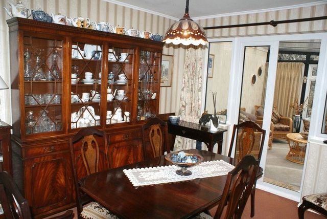  Image of 4 bedroom Detached house for sale in London Road Ruscombe Reading RG10 at London Road Ruscombe Reading, RG10 9HJ