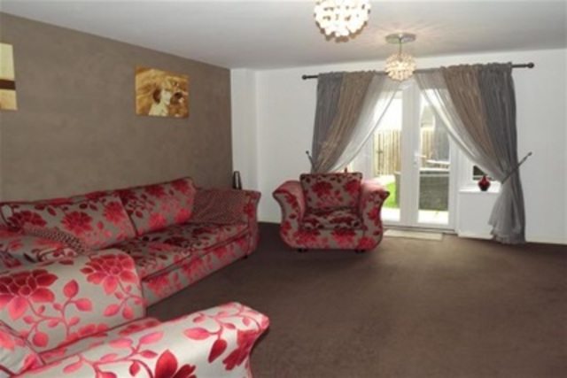  Image of 3 bedroom Detached house to rent in Bathgate Road Bathgate EH48 at Bathgate West Lothian West Lothian, EH48 2GQ