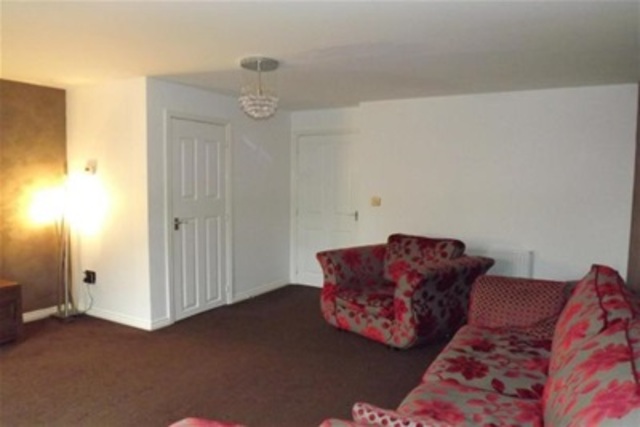  Image of 3 bedroom Detached house to rent in Bathgate Road Bathgate EH48 at Bathgate West Lothian West Lothian, EH48 2GQ