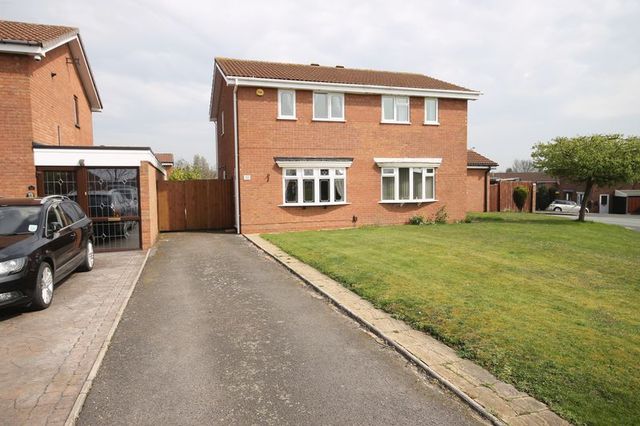  Image of 2 bedroom Detached house to rent in Sandalwood Close Willenhall WV12 at Sandalwood Close Coppice Farm Willenhall, WV12 5YJ