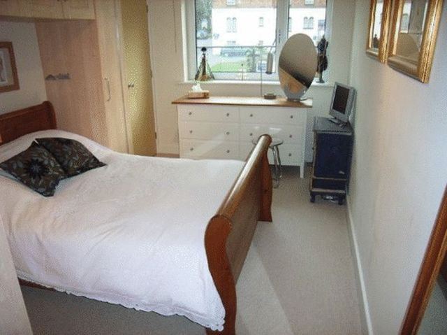  Image of 2 bedroom Flat for sale in Sea Road Boscombe Bournemouth BH5 at Sea Road Boscombe Bournemouth, BH5 1BP