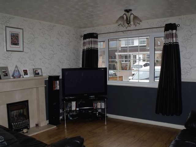  Image of 2 bedroom Semi-Detached house for sale in Severn Road Heywood OL10 at Severn Road  Heywood, OL10 4RY