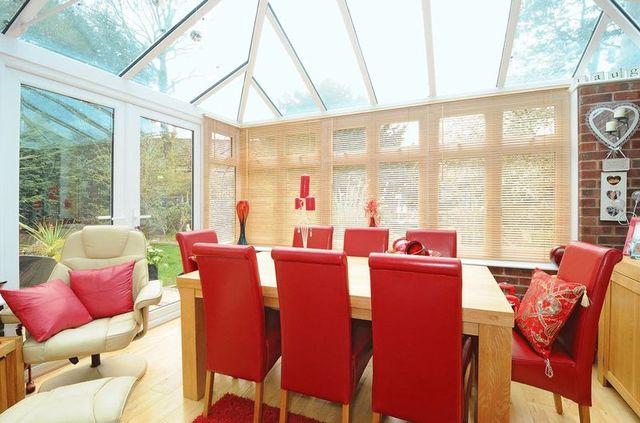  Image of 4 bedroom Detached house for sale in Sheridan Crescent Baughurst Tadley RG26 at Sheridan Crescent Baughurst Tadley, RG26 5HQ