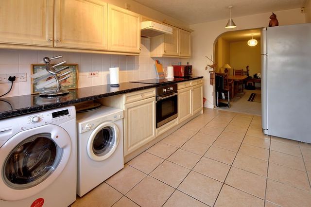  Image of 3 bedroom Detached house for sale in Sir Charles Crescent St. Brides Wentlooge Newport NP10 at Sir Charles Crescent  Newport, NP10 8QE