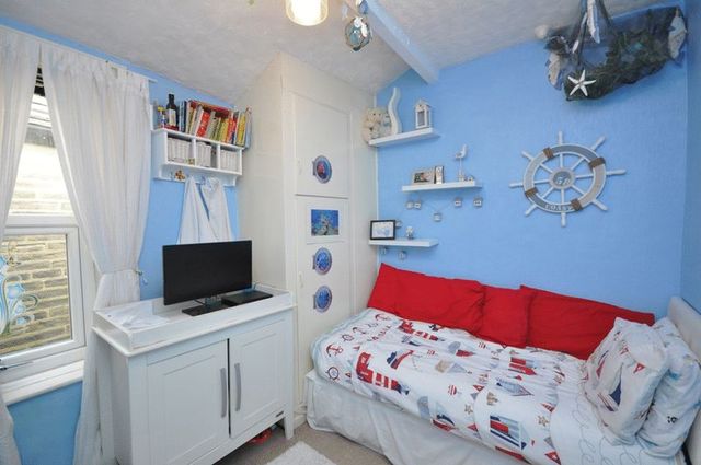  Image of 2 bedroom Terraced house for sale in South Street Denholme Bradford BD13 at South Street Denholme Bradford, BD13 4AQ