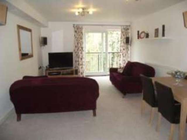 Image of 2 bedroom Flat for sale in Seacole Gardens Shirley Southampton SO16 at Southampton Hampshire Coxford, SO16 6PN