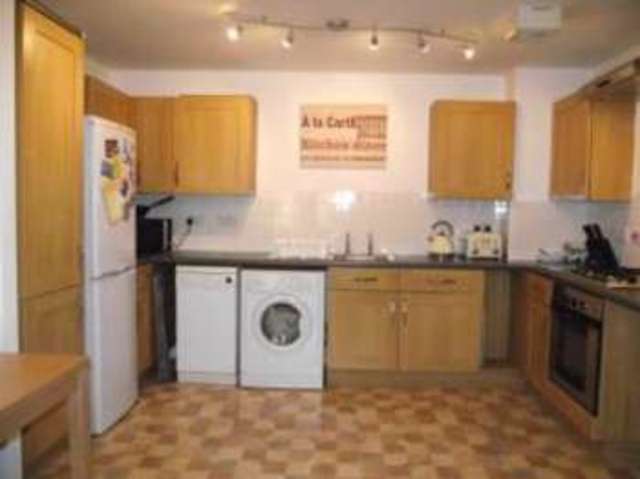  Image of 2 bedroom Flat for sale in Seacole Gardens Shirley Southampton SO16 at Southampton Hampshire Coxford, SO16 6PN