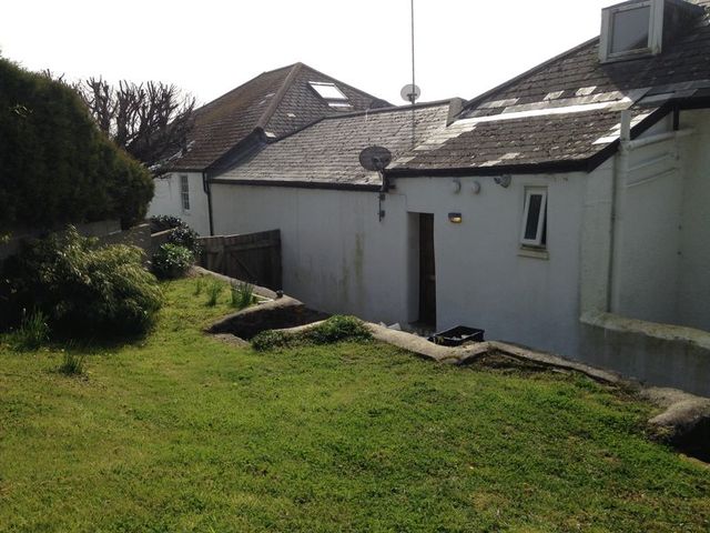  Image of 1 bedroom Flat to rent in Southfield Rise Paignton TQ3 at Southfield Rise  Paignton, TQ3 2NE