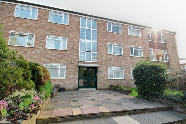  Image of 2 bedroom Flat for sale in Spicer Road Exeter EX1 at Spicer Road  Exeter, EX1 1TD
