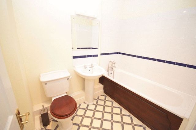  Image of 4 bedroom Terraced house for sale in West Wing St. Andrews Park Thorpe St. Andrew Norwich NR7 at St. Andrews Park Thorpe St Andrew Norwich, NR7 0GU