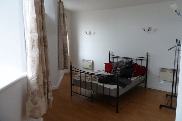  Image of 1 bedroom Flat to rent in St. Andrews Park Thorpe St. Andrew Norwich NR7 at St. Andrews Park  Norwich, NR7 0GG