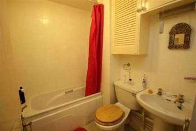  Image of 2 bedroom Flat for sale in Sansome Walk Worcester WR1 at St Marys Court  Worcester, WR1 1NU