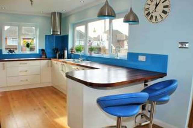  Image of 4 bedroom Detached house for sale in St. Matthews Road Cosham Portsmouth PO6 at Cosham Portsmouth Hampshire, PO6 2DL