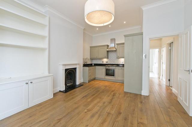  Image of 2 bedroom Flat to rent in St. Quintin Avenue London W10 at St Quintin Avenue  London, W10 6NZ