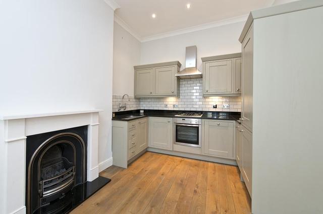  Image of 2 bedroom Flat to rent in St. Quintin Avenue London W10 at St Quintin Avenue  London, W10 6NZ