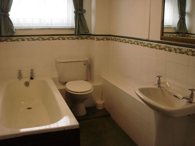  Image of 3 bedroom Cottage to rent in Fore Street St. Teath Bodmin PL30 at Fore Street St. Teath Bodmin, PL30 3JA