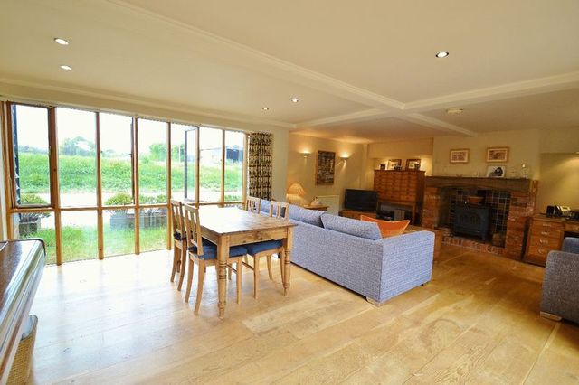  Image of 4 bedroom Detached house for sale in Stert Road Kingston Blount Chinnor OX39 at Stert Road  Kingston Blount, OX39 4SB